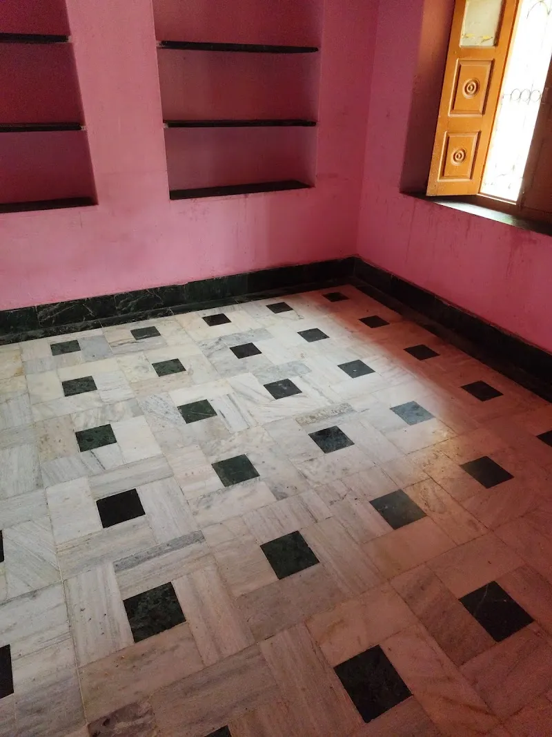 charbhuja home stay