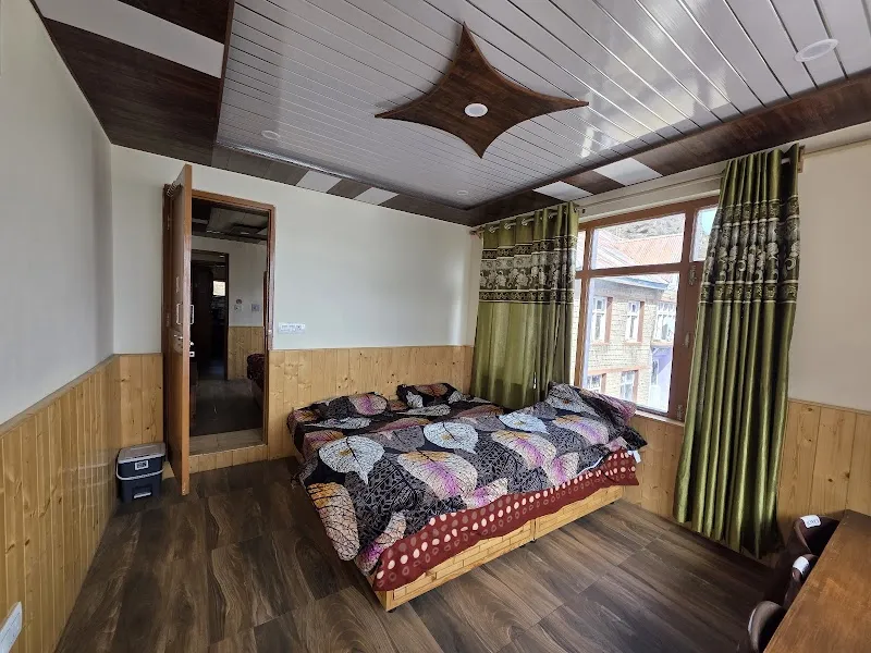 YANKSKIT Home stay