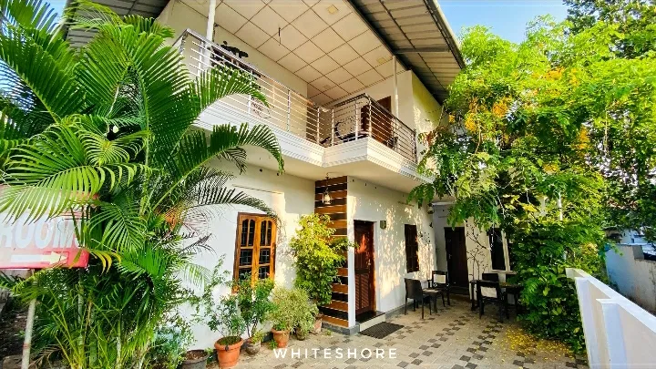 Whiteshore Beach Homestay