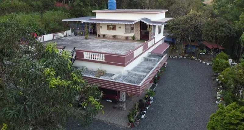 MELEMANNIL Hill view Farm and Homestay