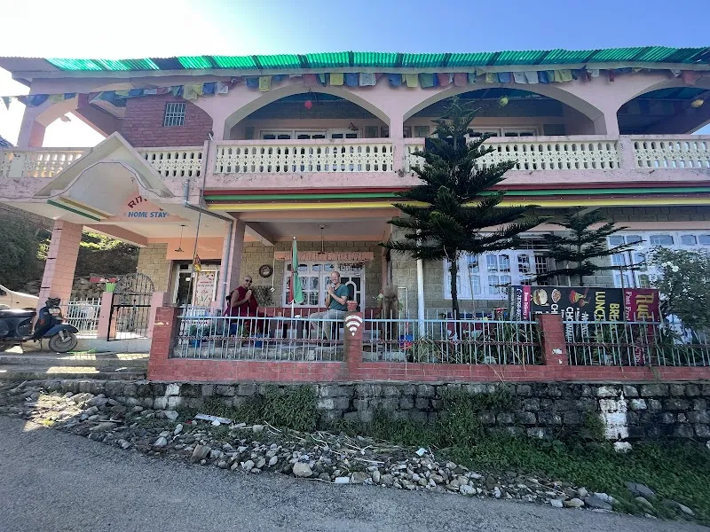 Ritu Raj Home Stay & Cafe Sarkidhar