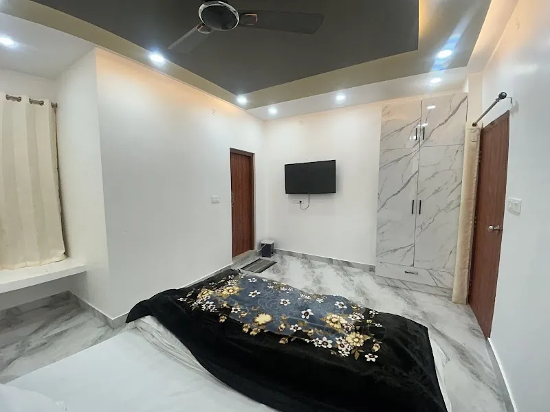Zaayaka Cafe &homestay