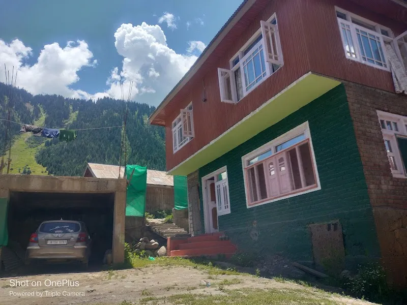 HOTEL PARADISE INN HOMESTAY