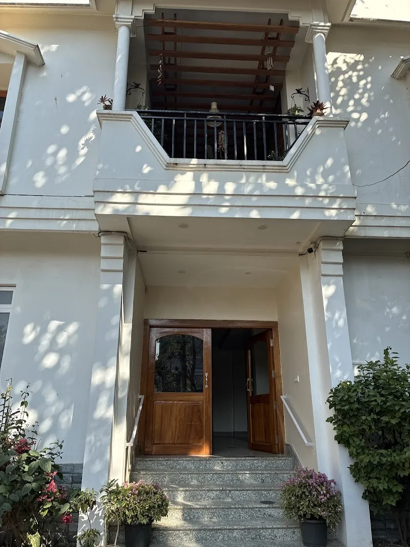 The Bougain Villa, Homestay