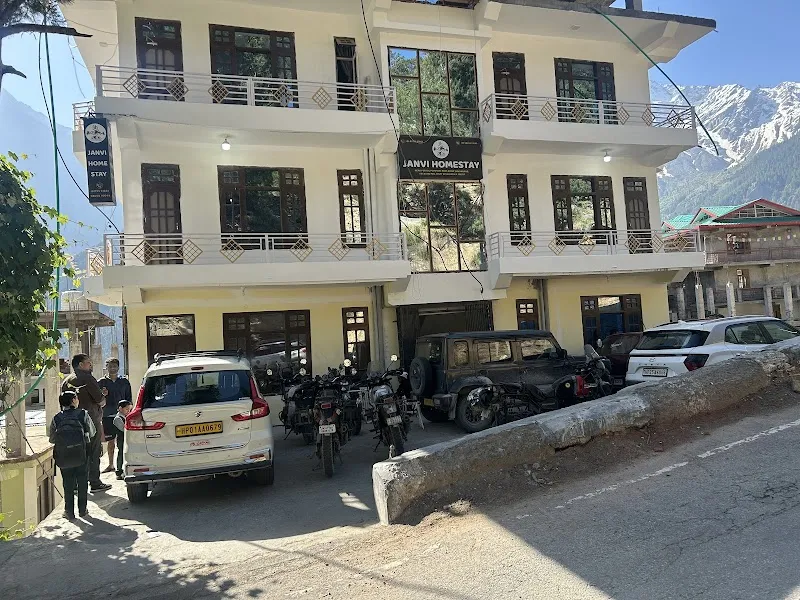 Janvi Homestay