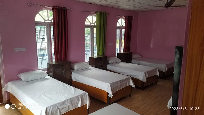 Siddharth Home Stay