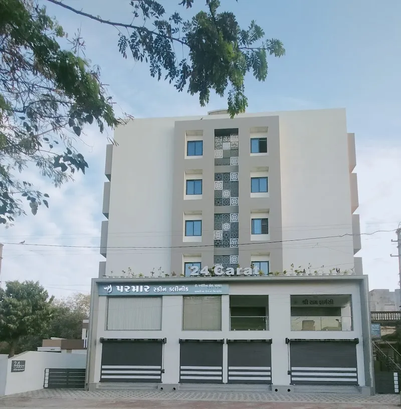 24 CARAT STUDIO APARTMENT HOTEL