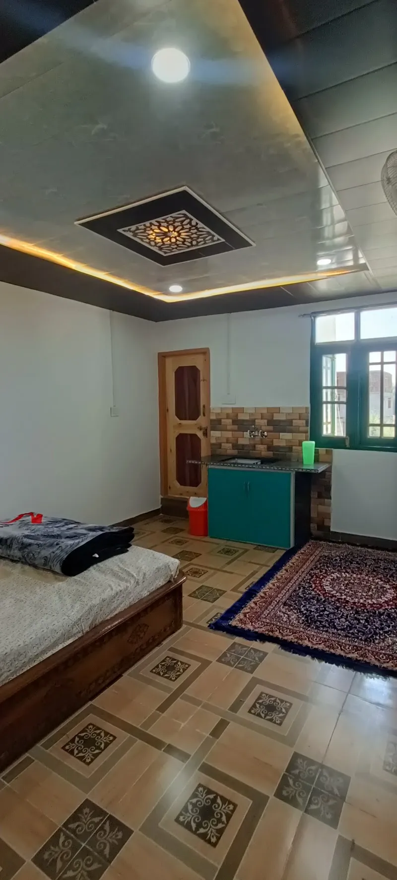 Stayon Station Guest House