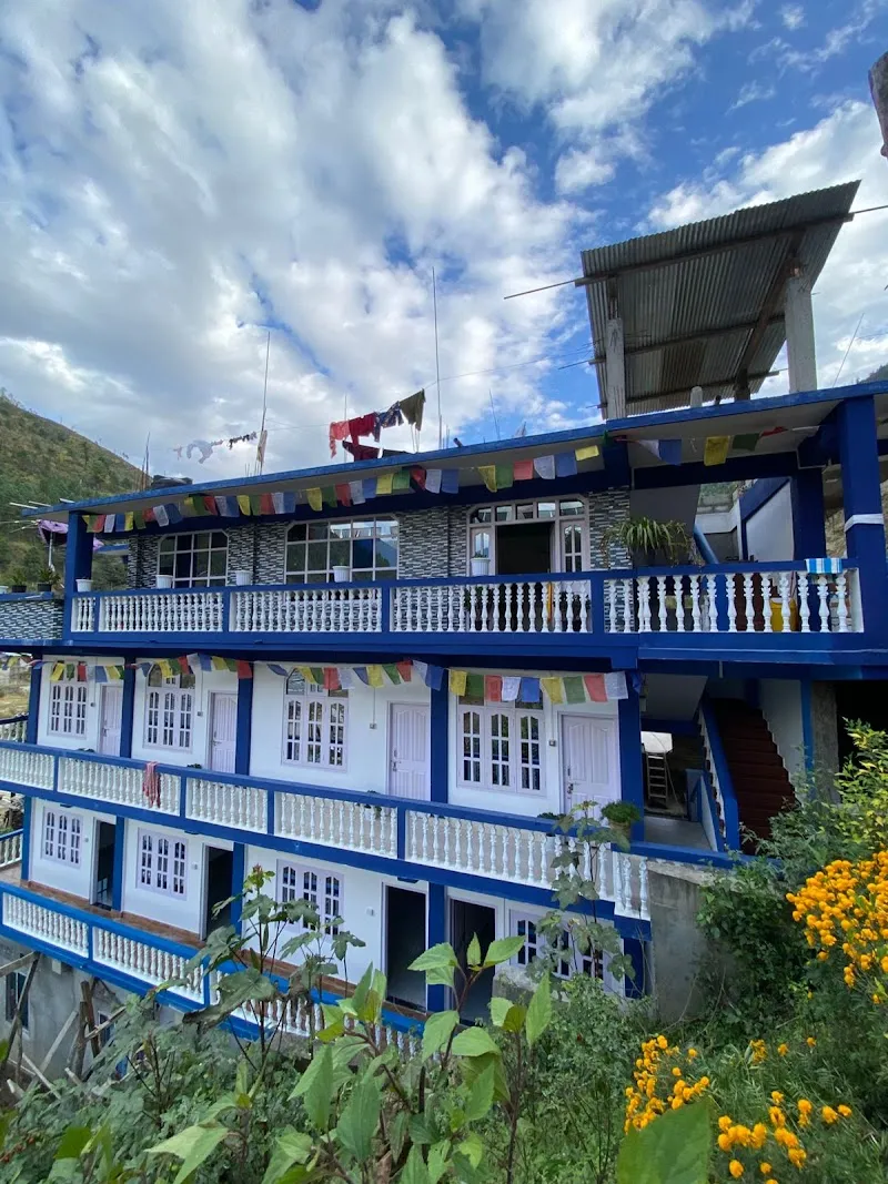Dirang River View Homestay