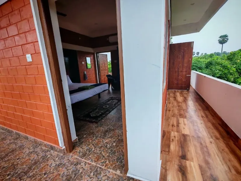Srishti Guest House