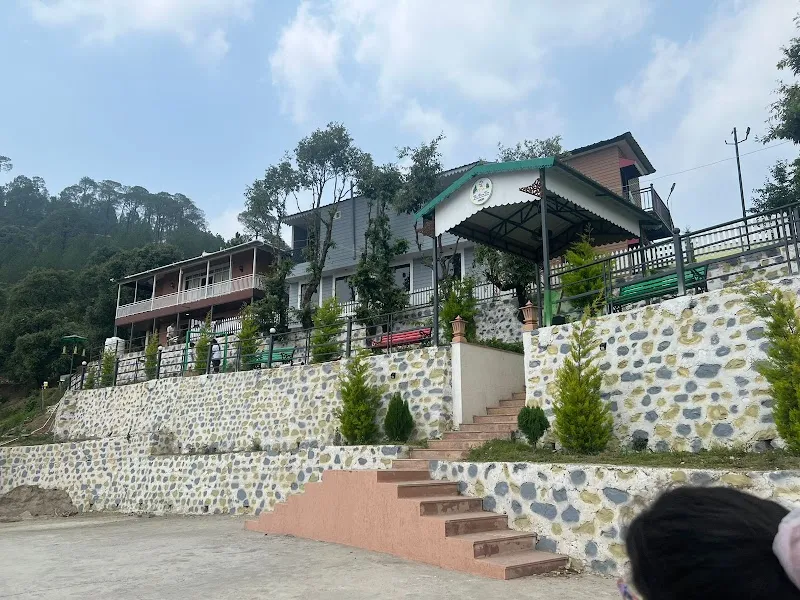 The Pine Tree Homestay