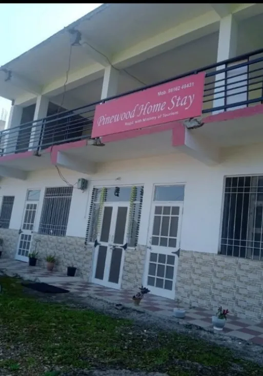 PINEWOOD HOME STAY