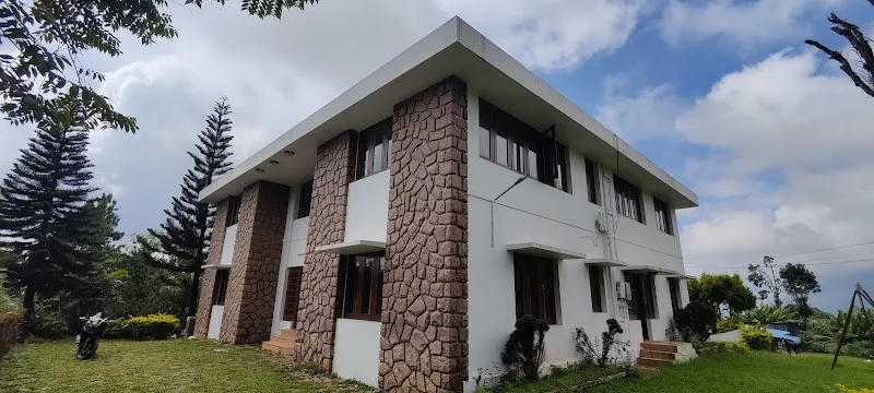 Cliff Domicile