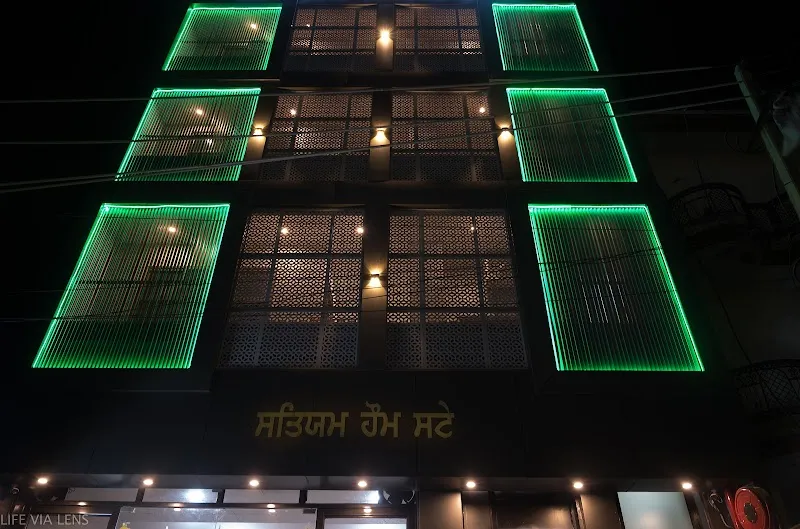 Satyam Home Stay - Best Hotel In Mohali