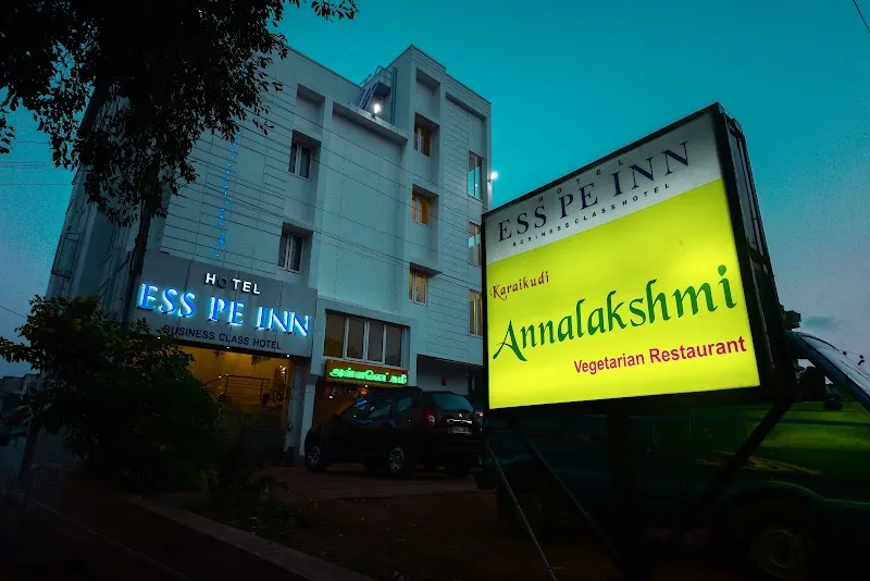 Hotel Ess Pe Inn