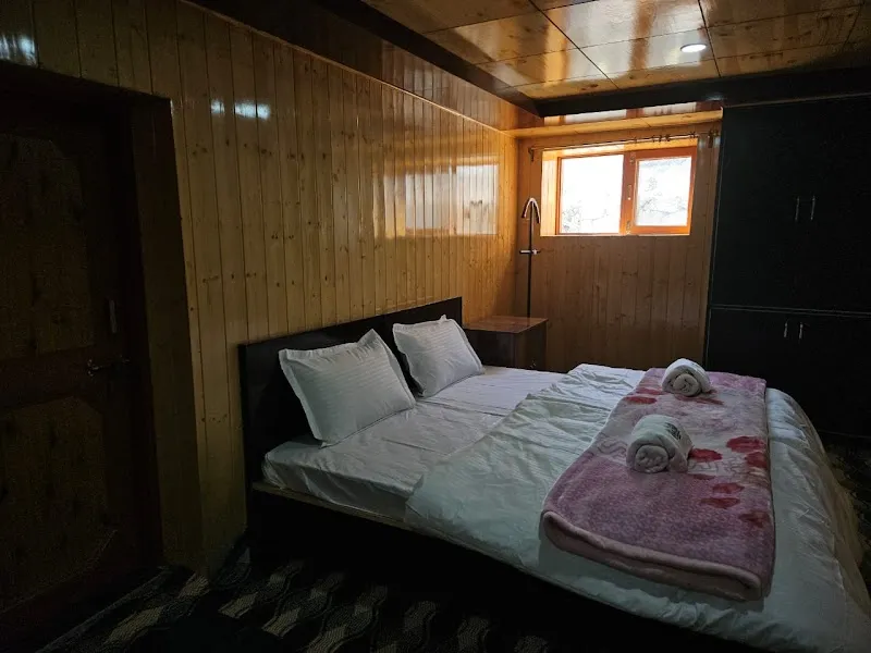 Ashuna- Ladakh Homestay