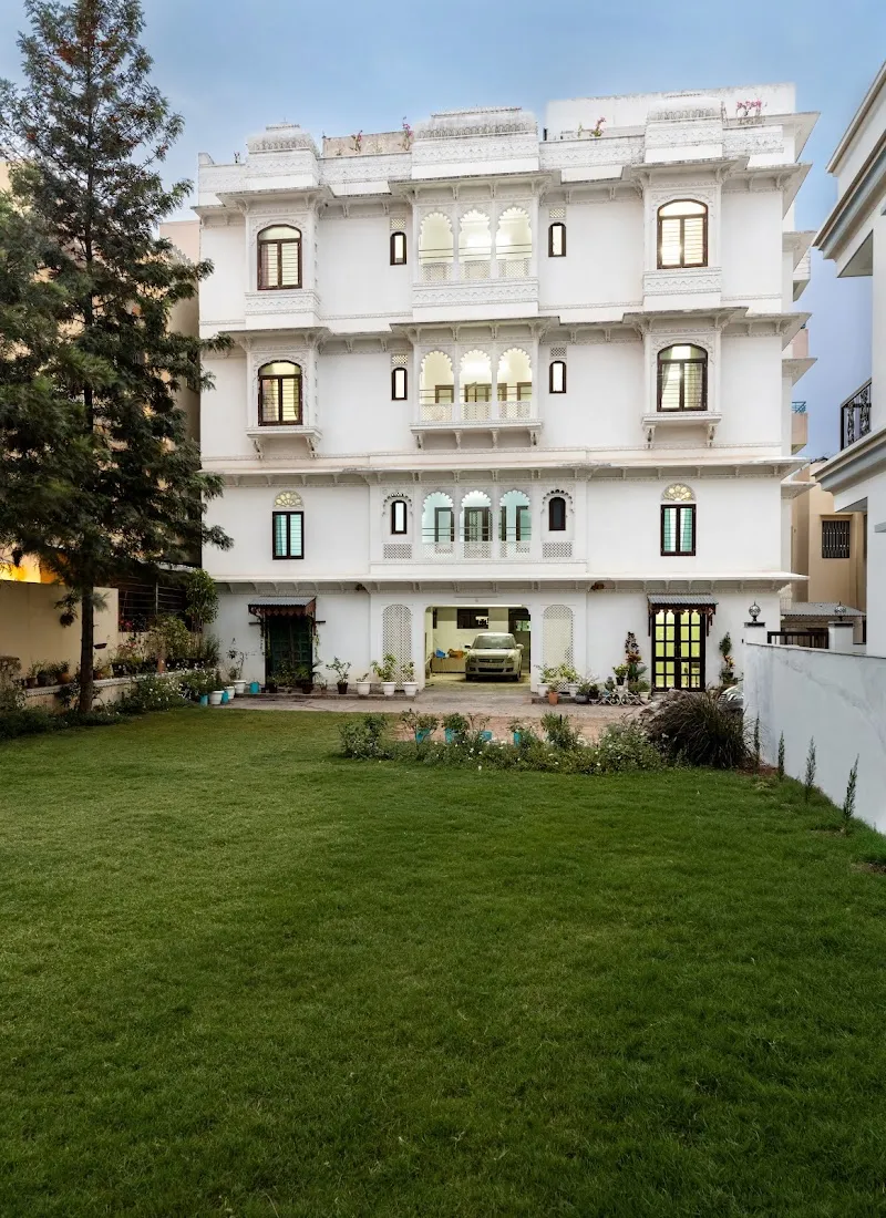 Chandra Vilas Heritage stay