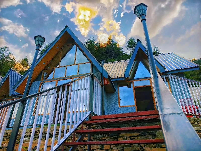 Snowind Cottages