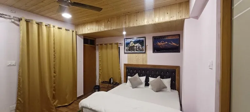 Auli Himalaya Homestay