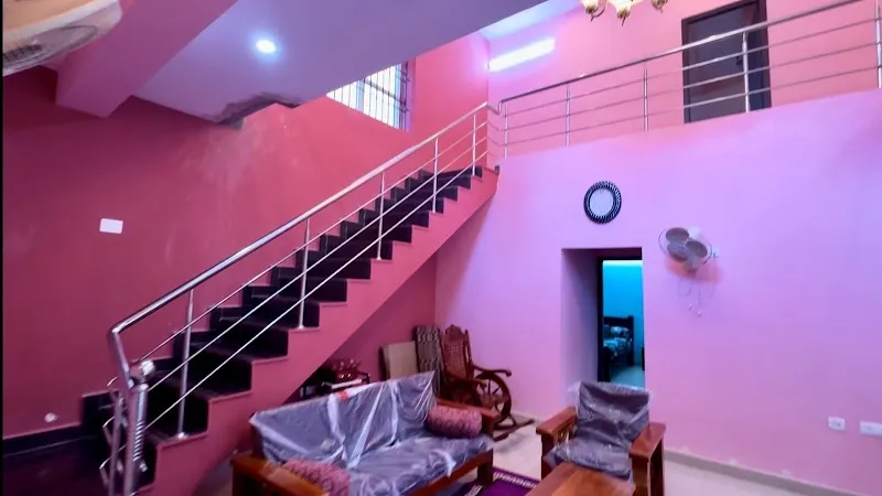 Tree Shades Home Stay