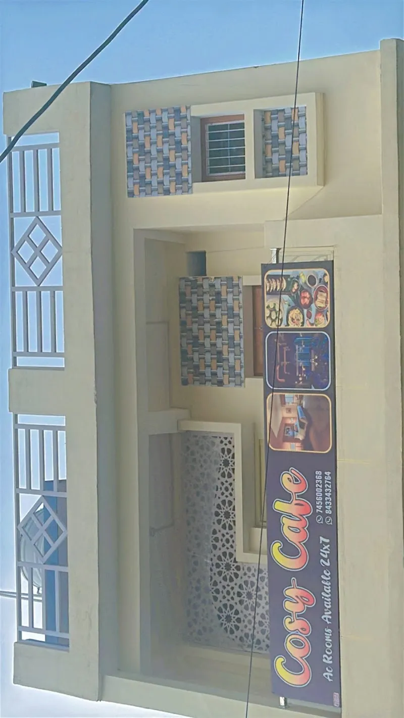 COSY CAFE & HOMESTAY
