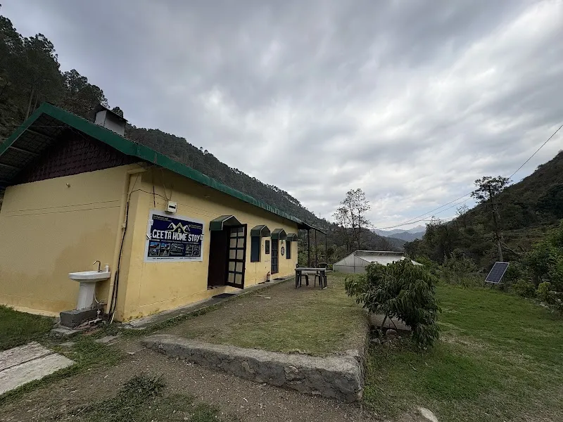 Geeta home stay