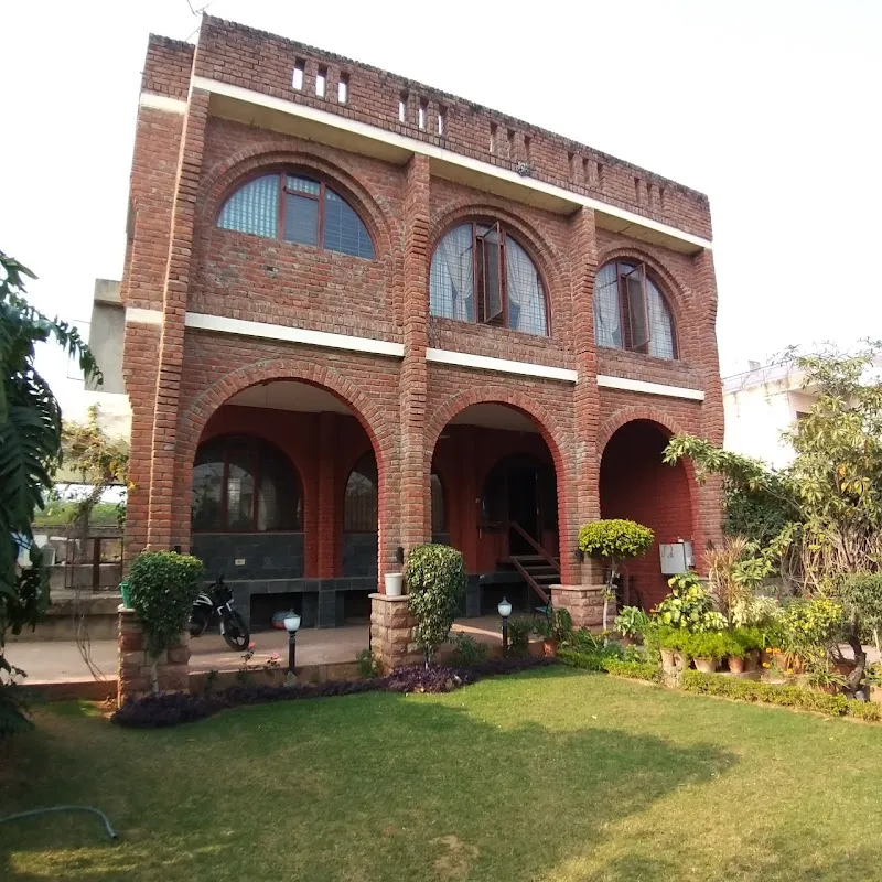 UTNT Homestay