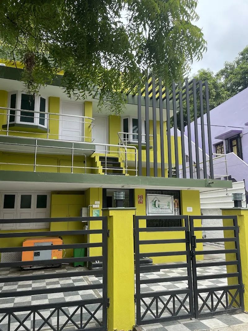 Gplus Homestay