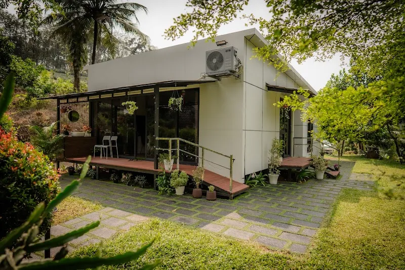 Ginger Villa