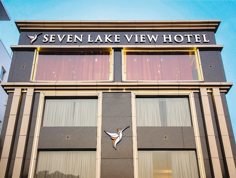 Treebo Premium Seven Lake View