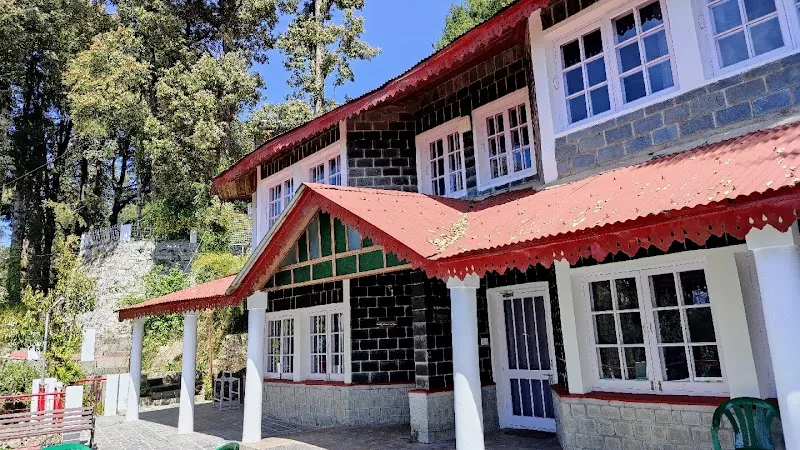 Birdwood Cottages
