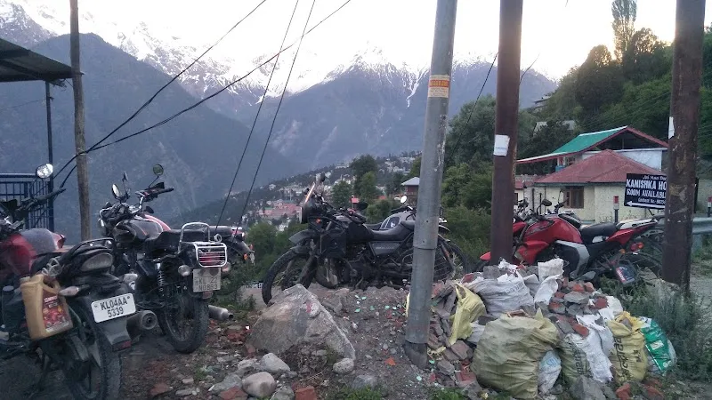 Kanishka home stay Maki marag road reckong peo kinnour hp