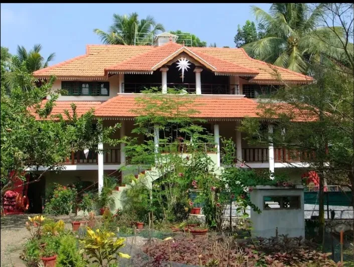 Zachariahs Family Homestay