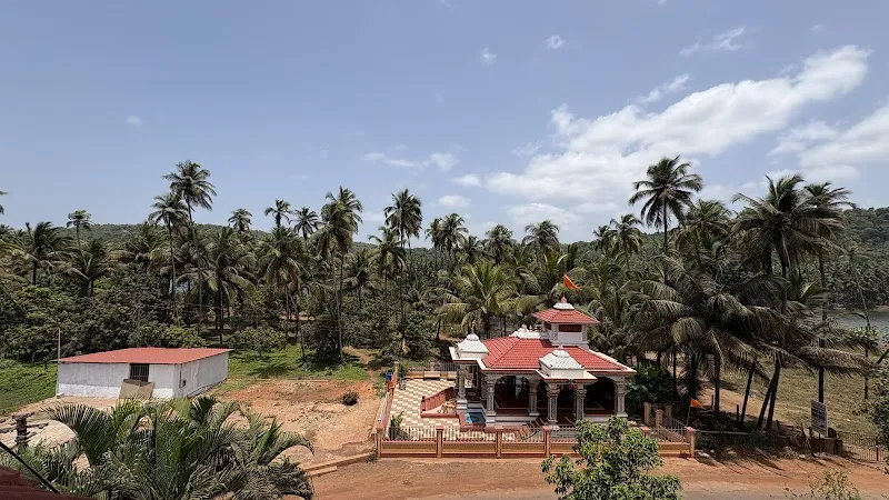 Dhanashree Riverview Guest House