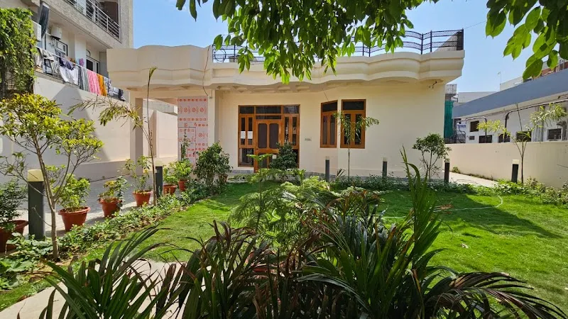 Kaushik House - Luxury Homestay