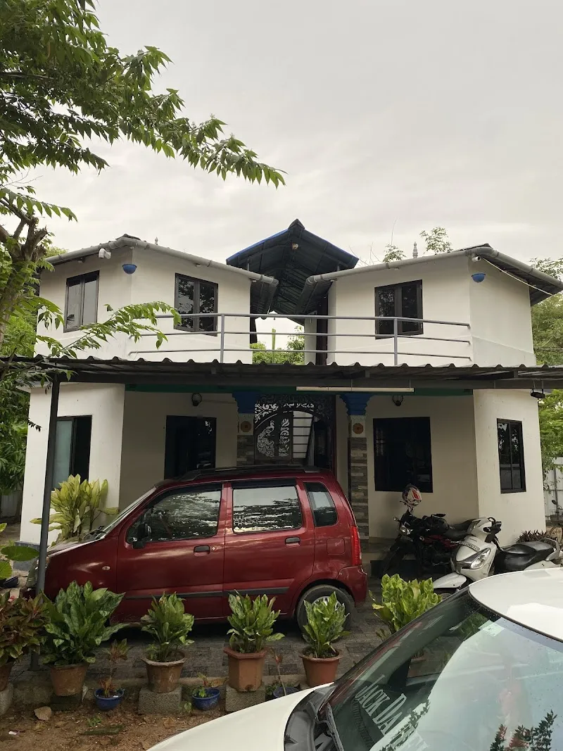 Cheenkannees Homestay