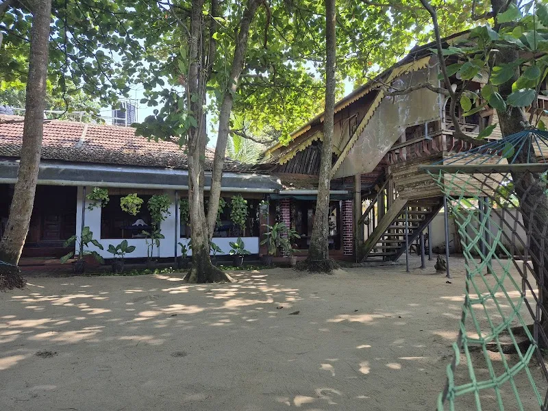 Sea Hut Home Stay