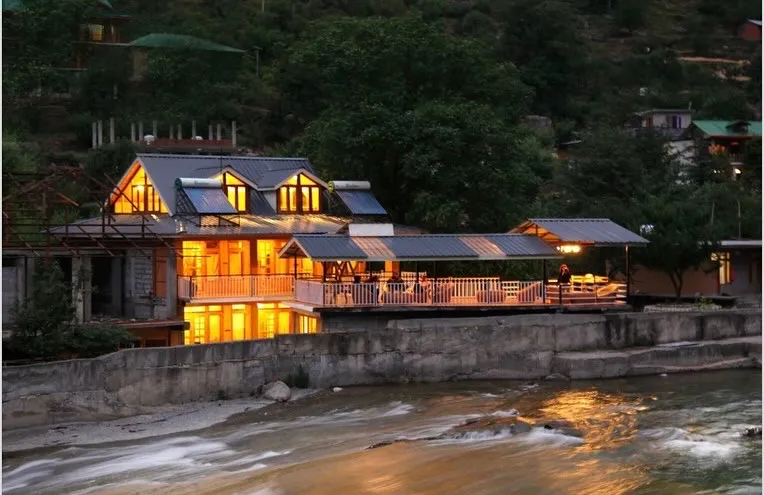 Tirthan Valley Stay