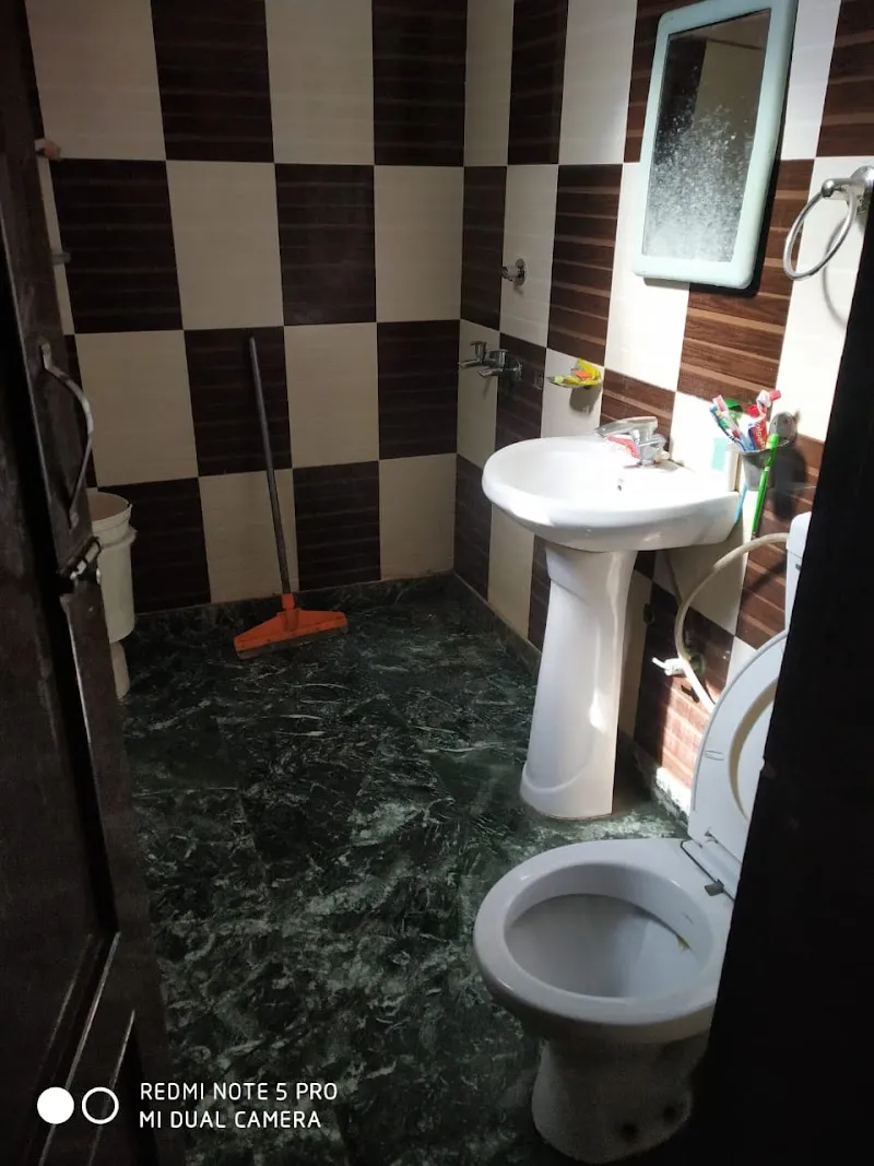 Vrinda Luxury Living (PG for Girls)
