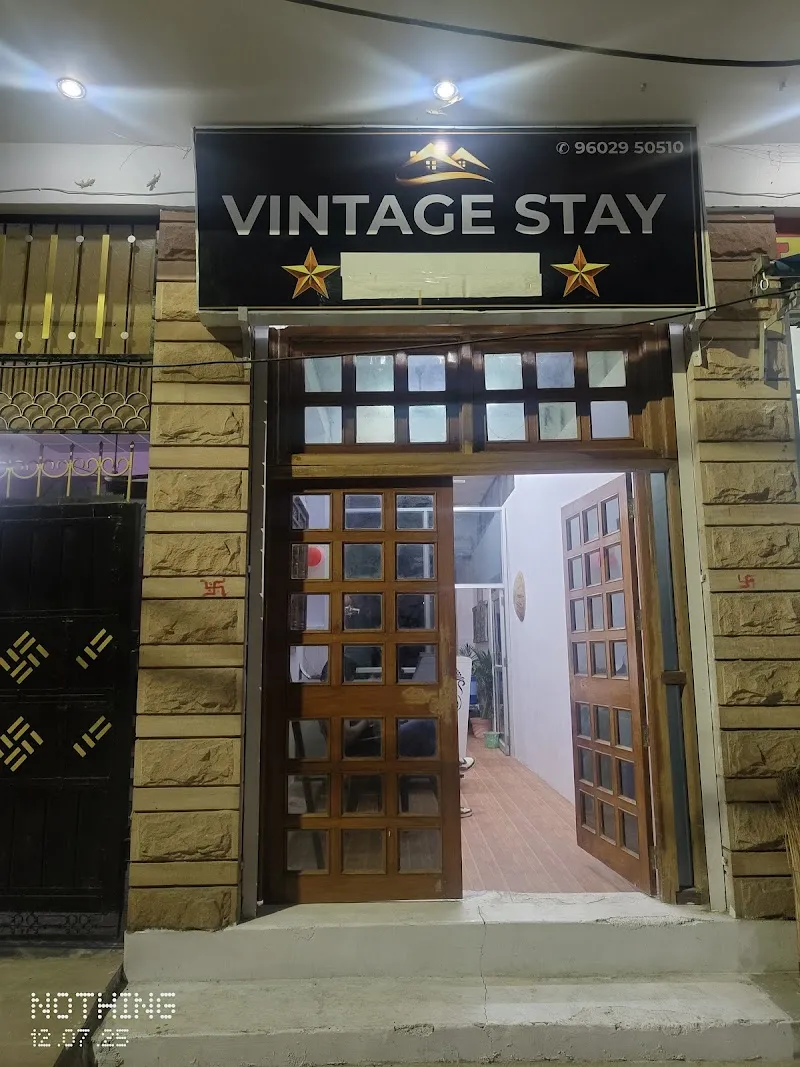 The VINTAGE HOME STAY