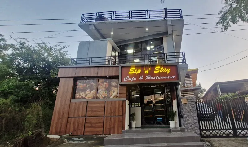 Guest house & Cafe (Sip N Stay ) Dehra Gopipur