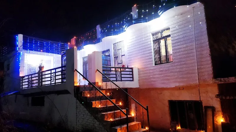 Vicky Sandral Home