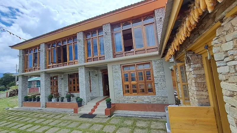 Kharjap Homestay, Thembang