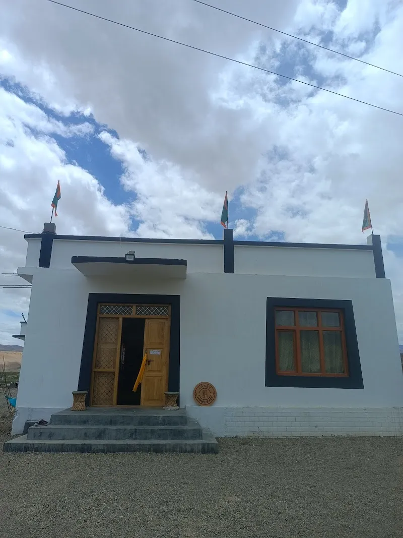 Lakey Homestay