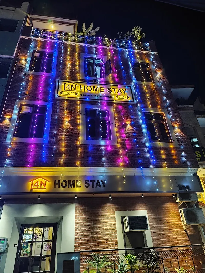 4N Home Stay - Golden Temple View / Best Home Stay in Amritsar / Best Hotel in Amritsar