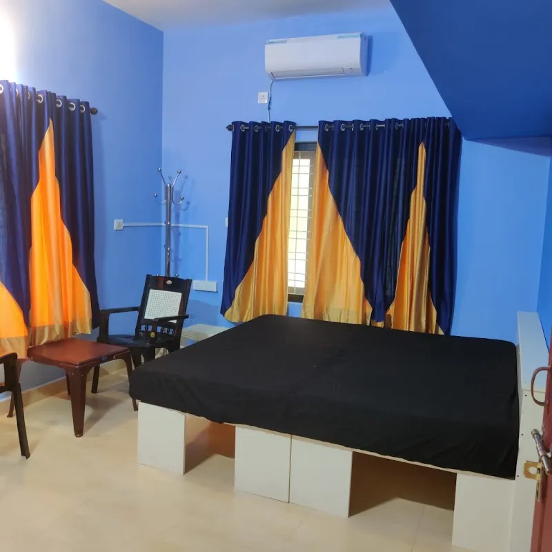 Cicirone Home Stay (Vasundhara)