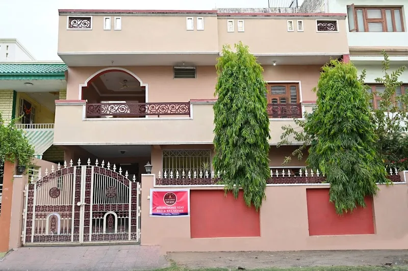 Bhumi Homestay Bed & Breakfast