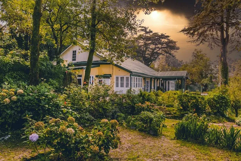 StayVista at Rose Cottage in Shimla | 6 BHK Premium Villa