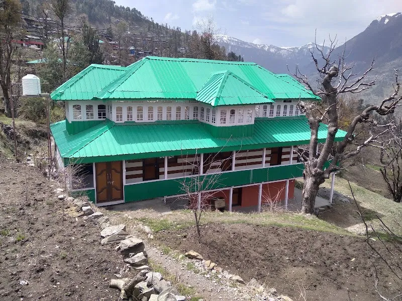 Ice Touch Home Stay