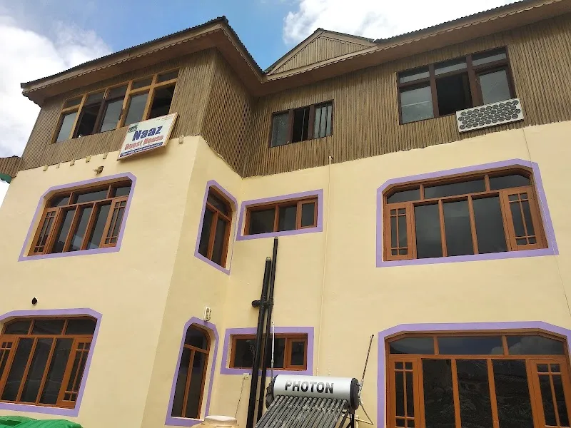 Naaz Guest House